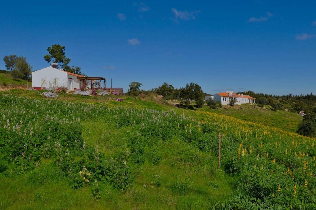 Cal Velho - Holiday Lodge Sao Luis Exterior photo